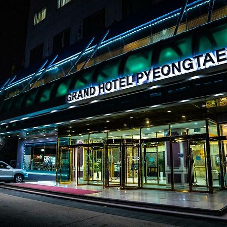 Grand Hotel Pyeongtaek Lake Exterior foto