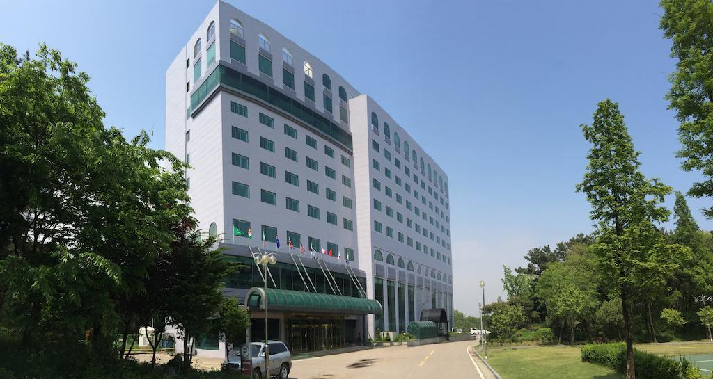 Grand Hotel Pyeongtaek Lake Exterior foto