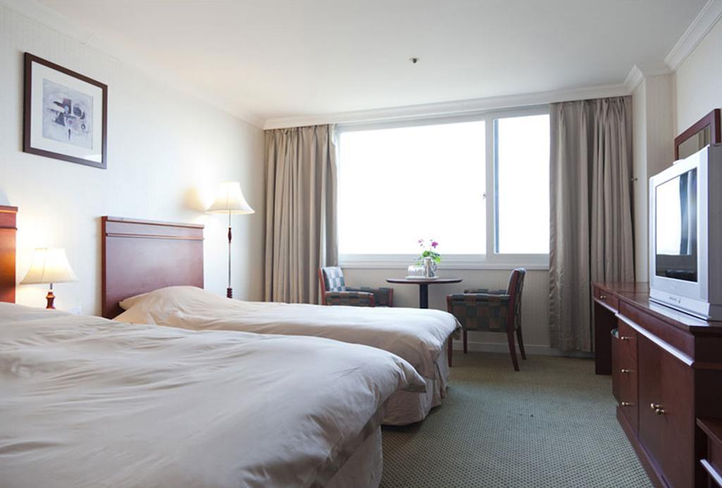 Grand Hotel Pyeongtaek Lake Quarto foto
