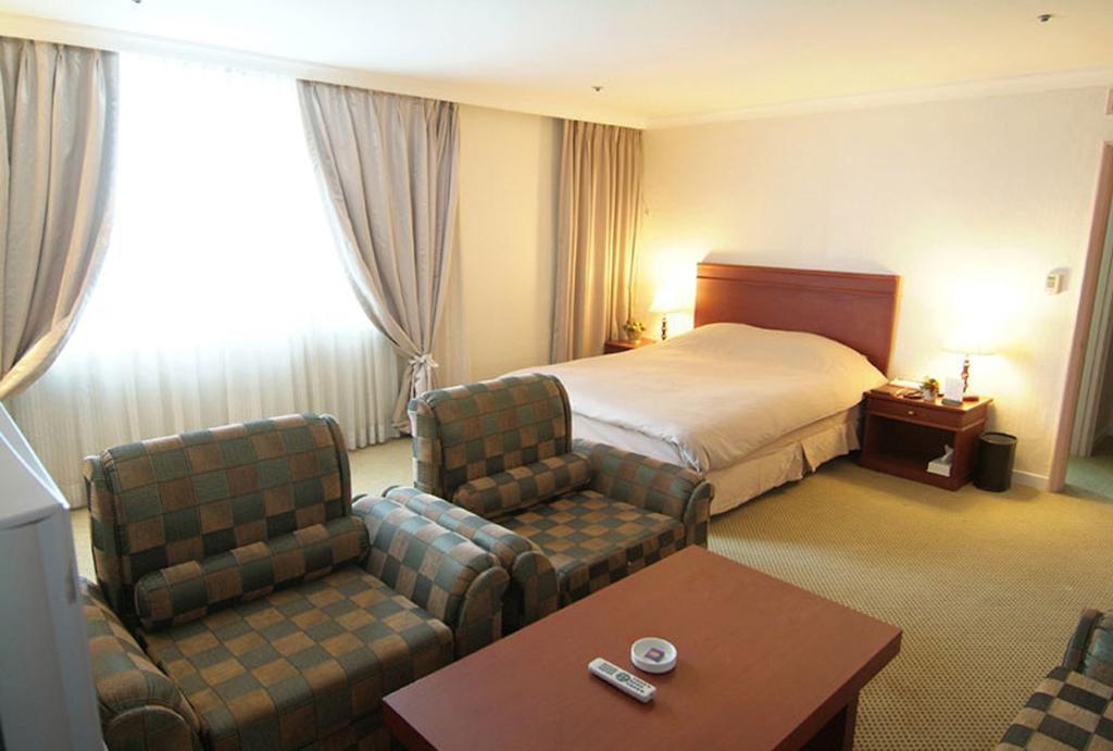 Grand Hotel Pyeongtaek Lake Quarto foto