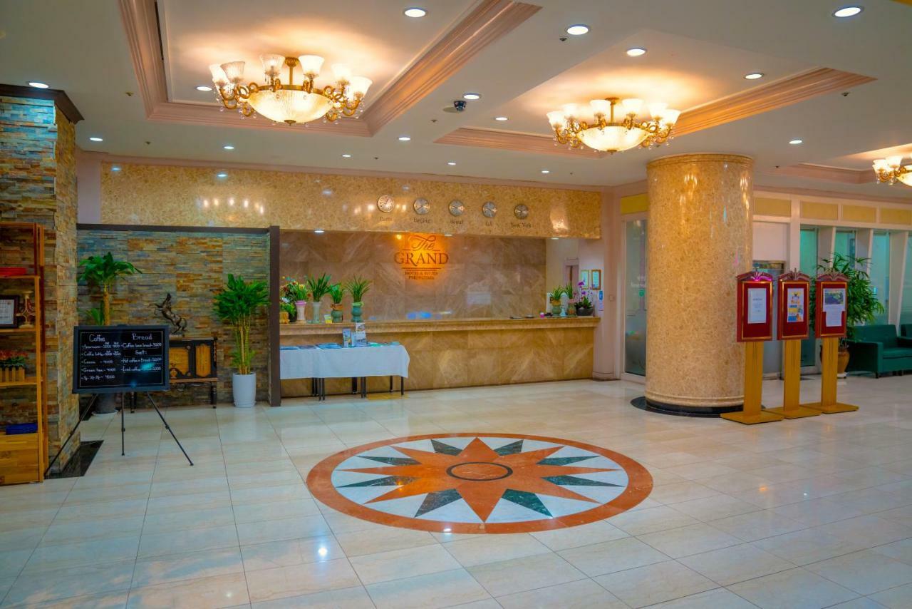 Grand Hotel Pyeongtaek Lake Exterior foto